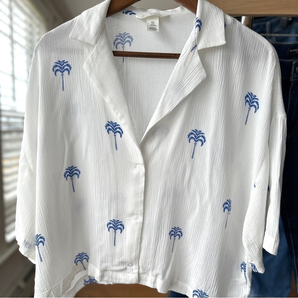H&M  button down shirt, cropped & oversized, with dolman cut 3/4 sleeves